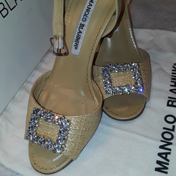 Manolo Blahnik - Picture 2 of 2